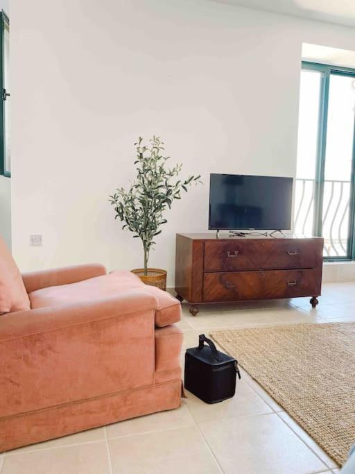 City Penthouse With Roof Terrace And Sea Views Валета Екстериор снимка